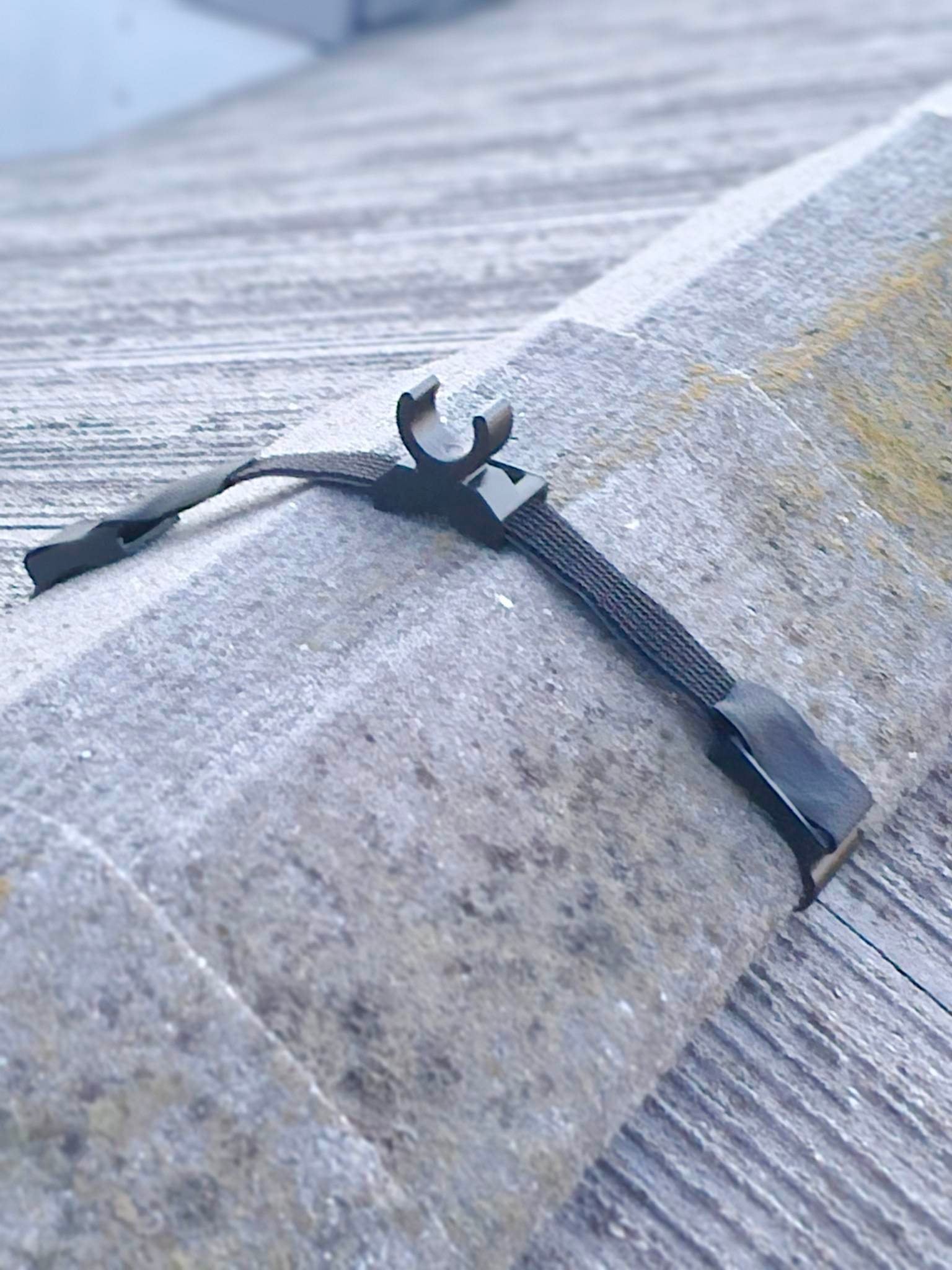 25 pack of Adjustable Roof Ridge Clip for Tile, Concrete, etc... type ...